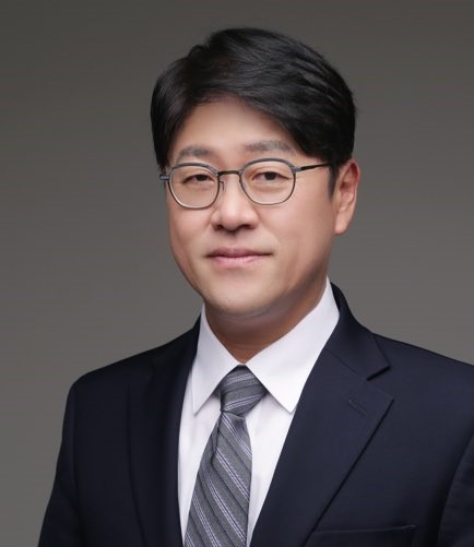 김용석