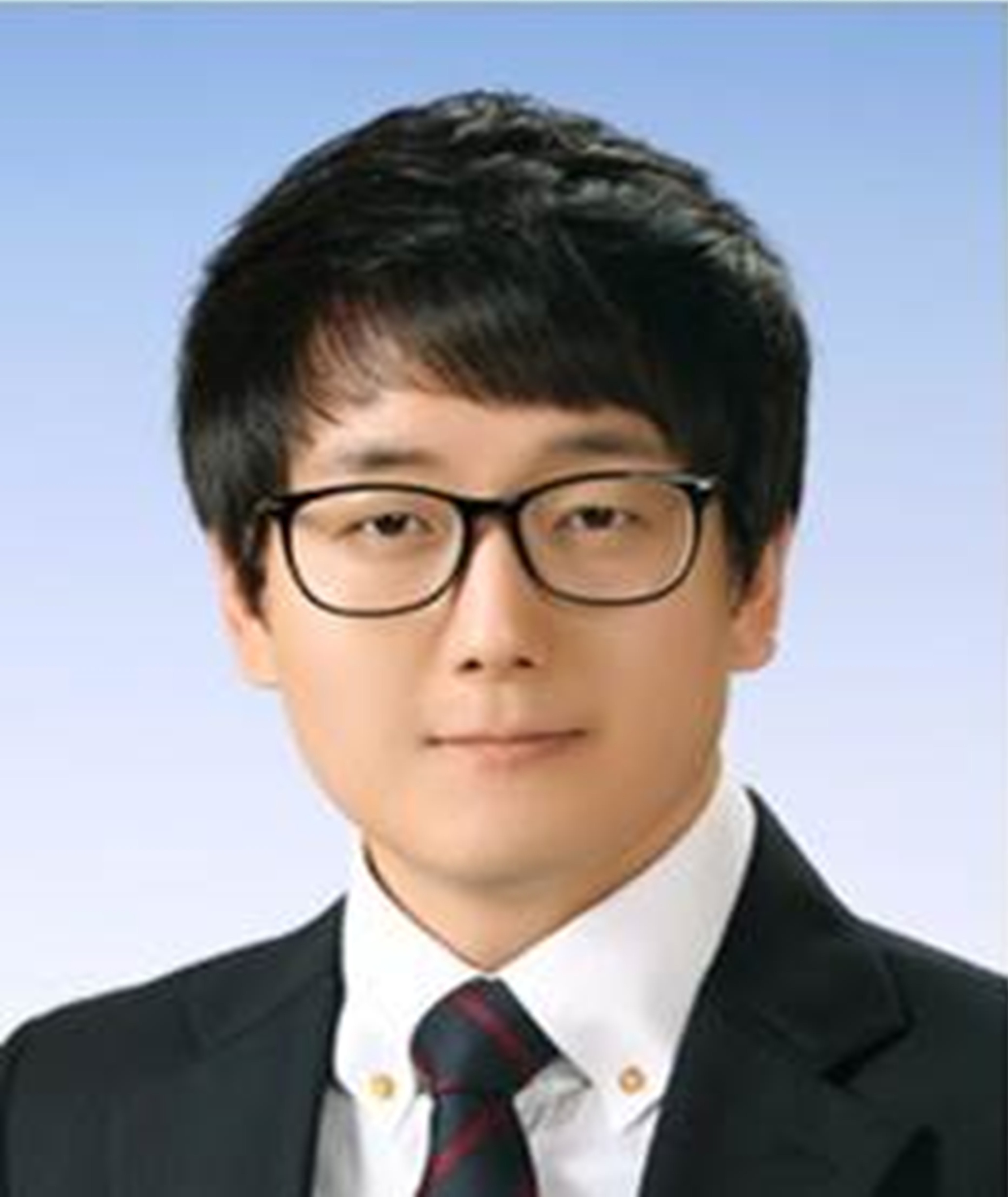 김동균